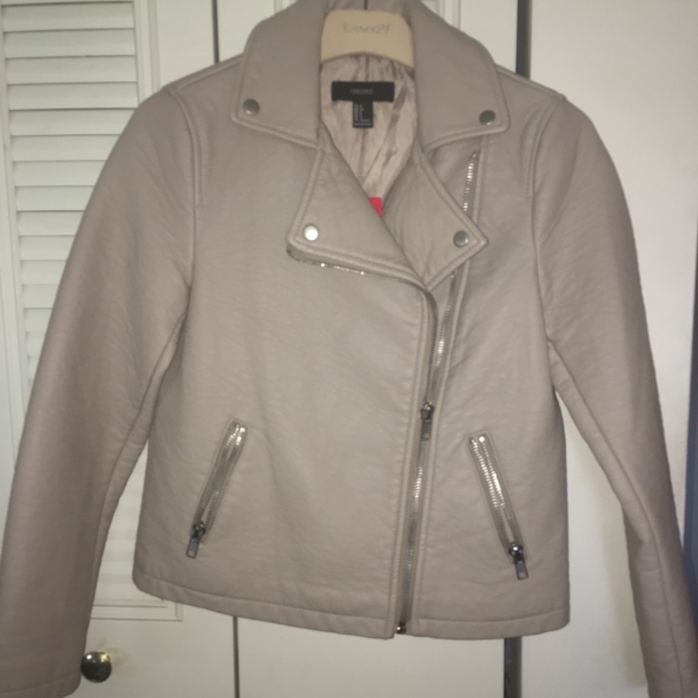 ๐Faux leather jacket ๐ - Picture 1 of 2